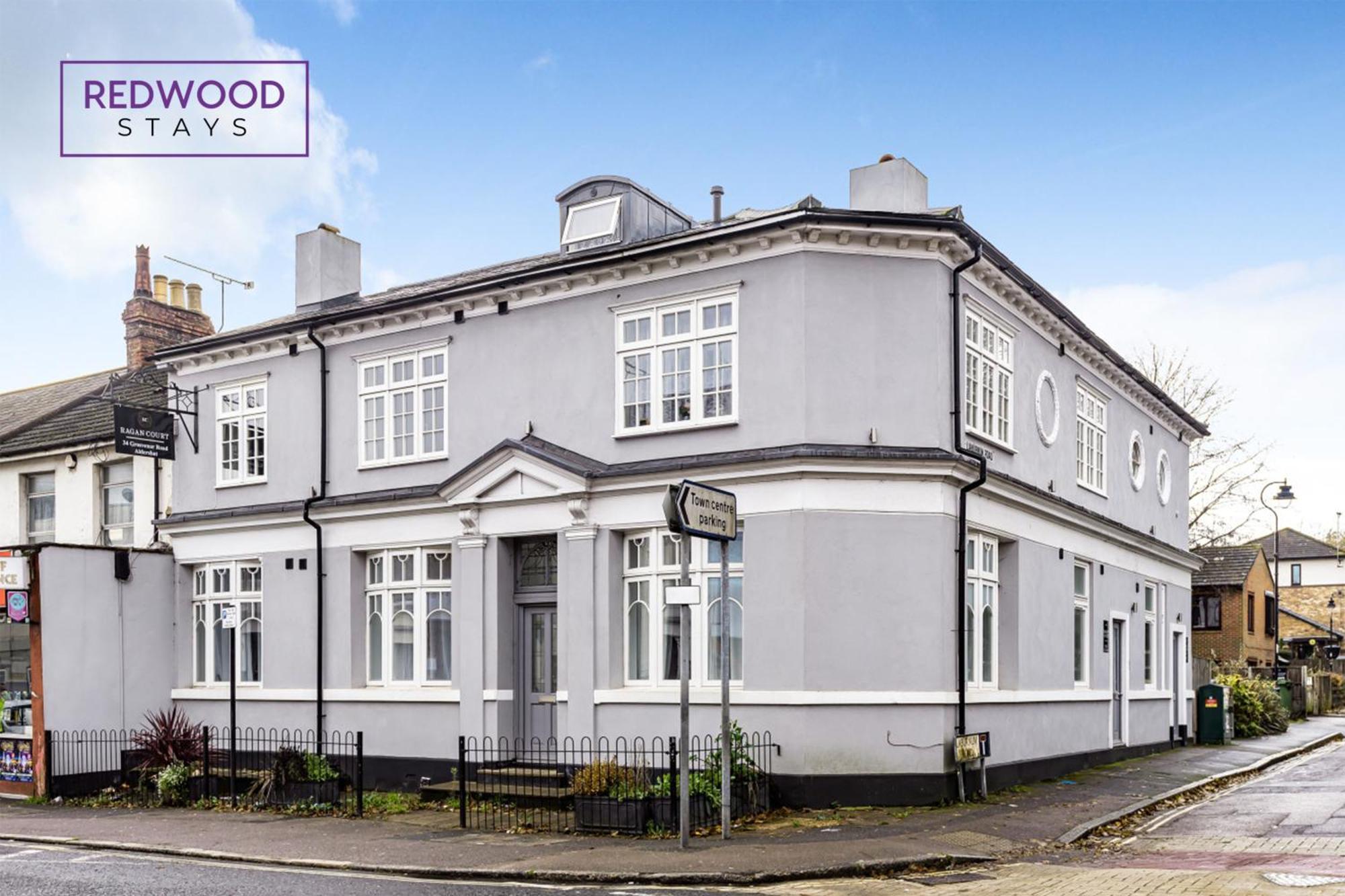 1 Bed 1 Bath Town Center Apartments For Corporates & Contractors, Wifi, Netflix And Parking On Selected Units By Redwood Stays Aldershot Eksteriør bilde