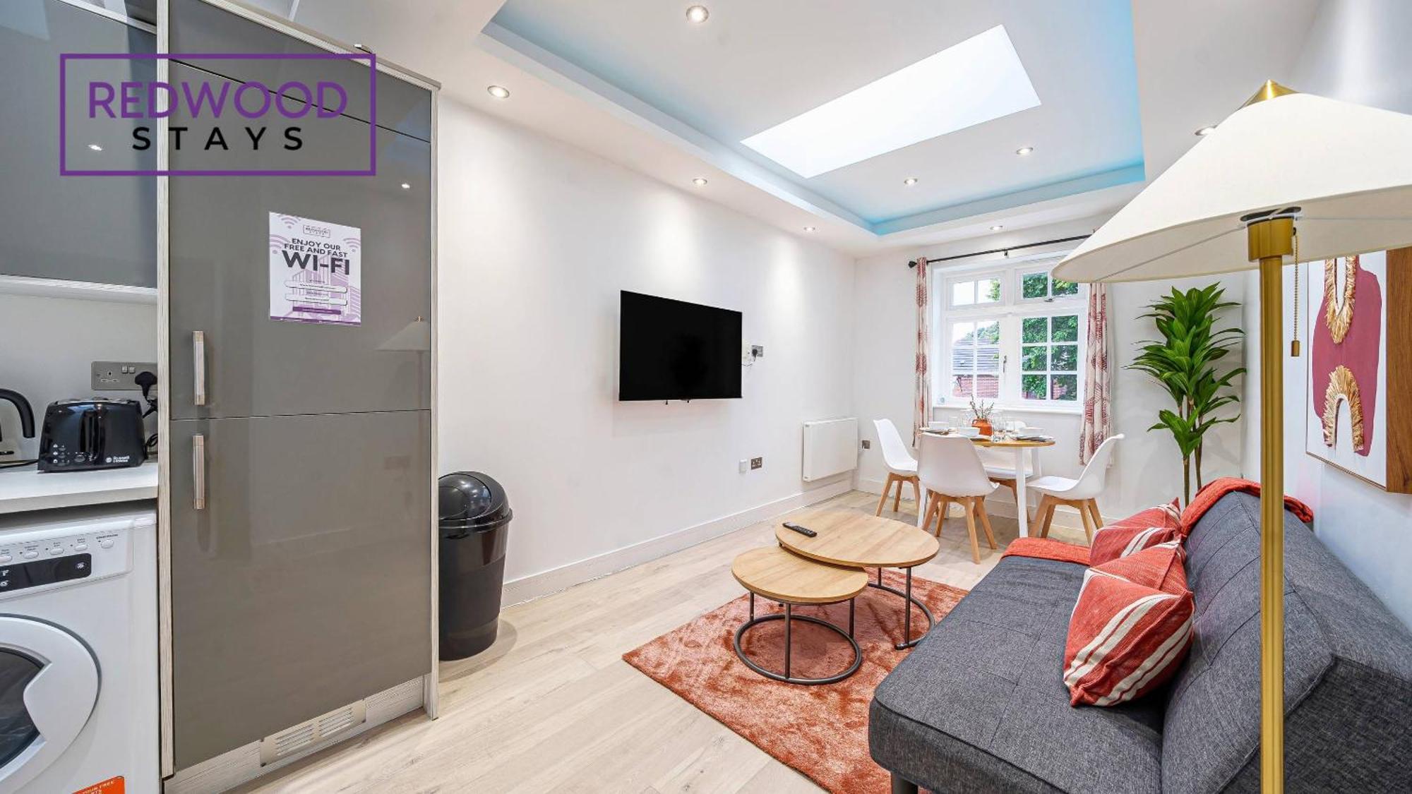 1 Bed 1 Bath Town Center Apartments For Corporates & Contractors, Wifi, Netflix And Parking On Selected Units By Redwood Stays Aldershot Eksteriør bilde